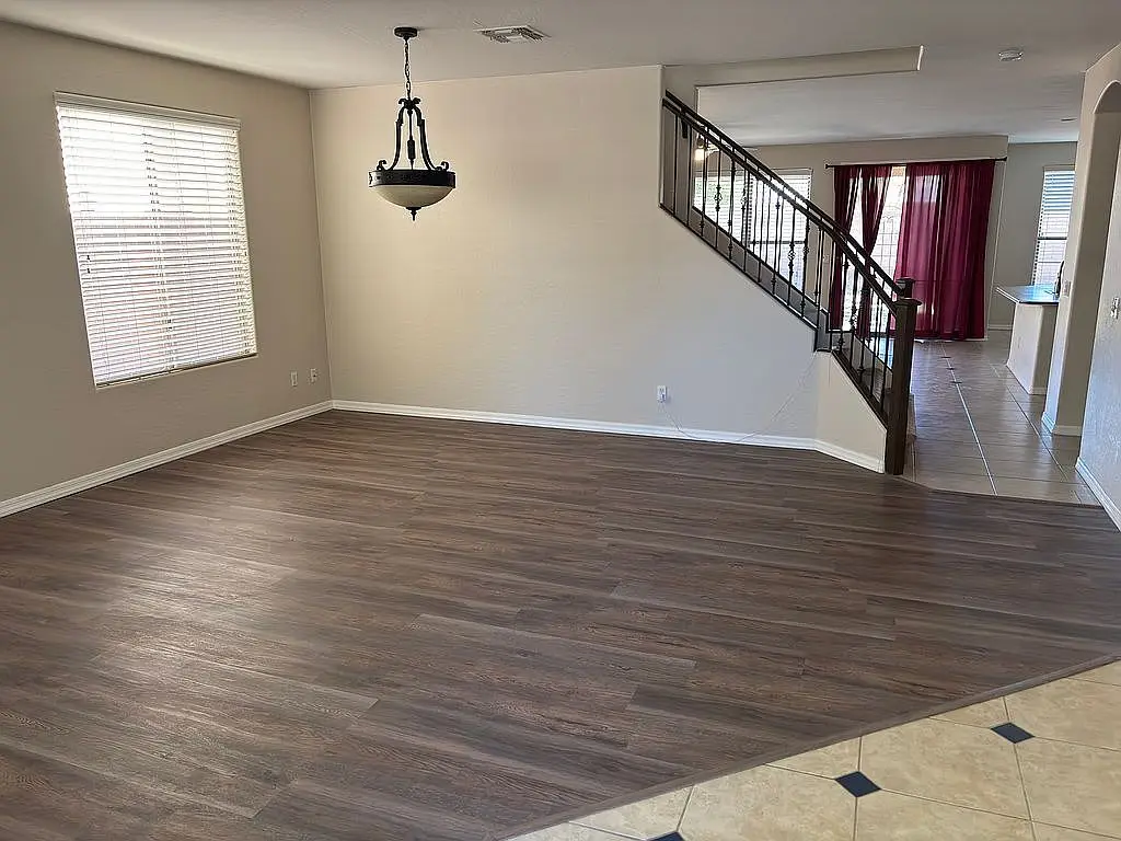 Photograph 5 of 25 · 5369 S Scott Pl